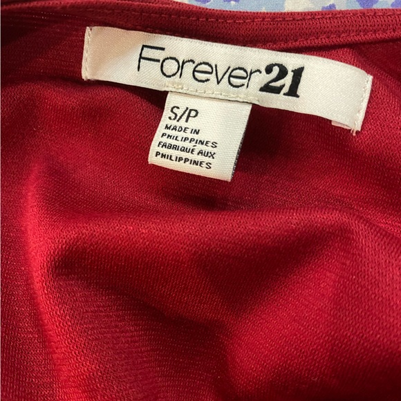 Never worn formal dress very good condition - Picture 2 of 3